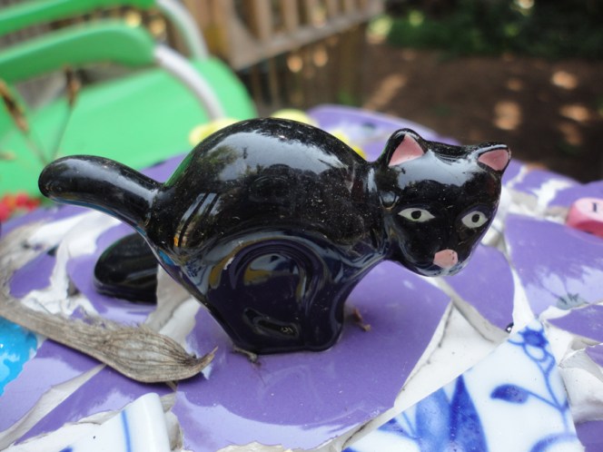 BlackCat mosaic table